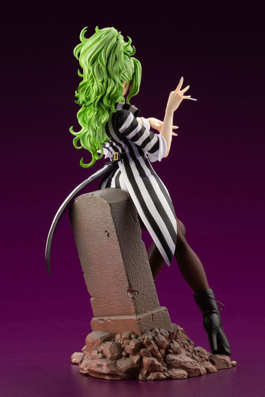 T00069-Beetlejuice Girl-Beetlejuice