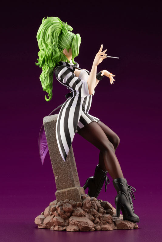 T00069-Beetlejuice Girl-Beetlejuice